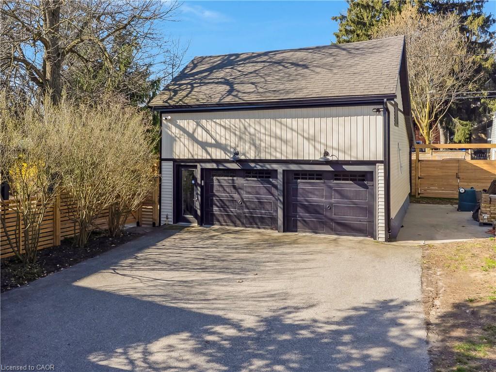 24 Park Avenue Property Photo 10
