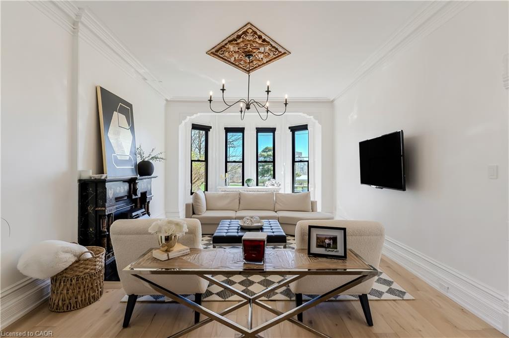 24 Park Avenue Property Photo 17