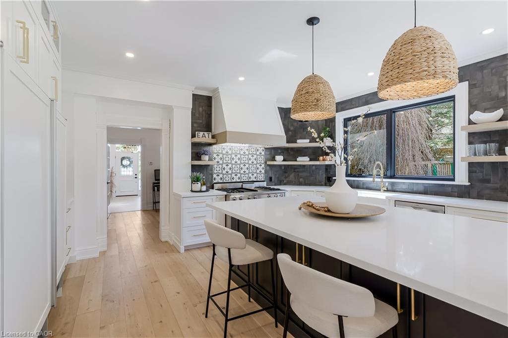 24 Park Avenue Property Photo 21