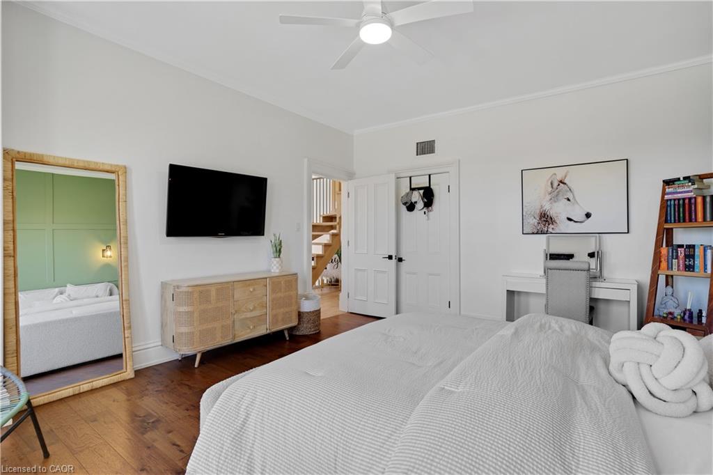 24 Park Avenue Property Photo 41