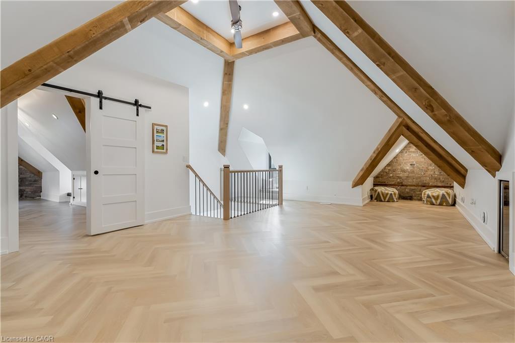 24 Park Avenue Property Photo 45