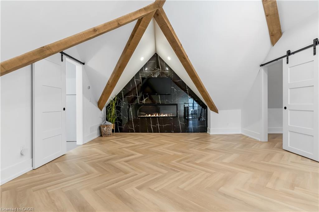 24 Park Avenue Property Photo 46
