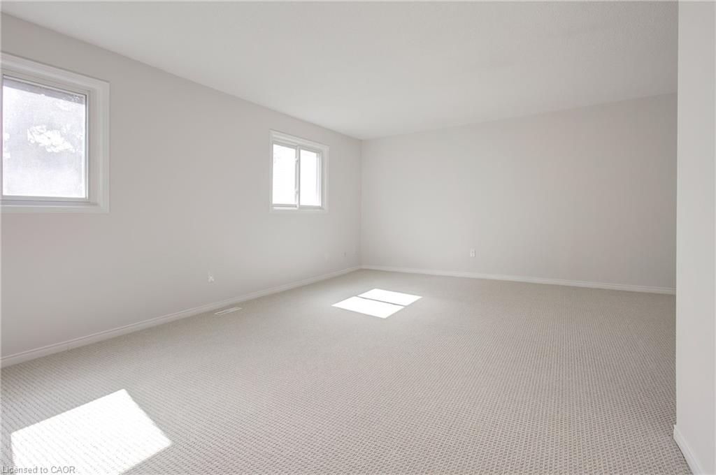 63-2355 Fifth Line Property Photo 25