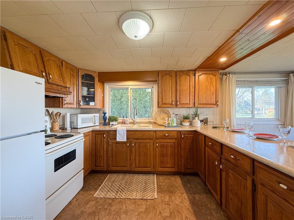 21 Poplar Road Property Photo 11