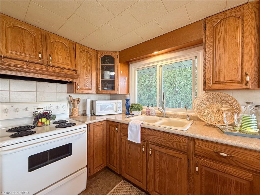 21 Poplar Road Property Photo 13