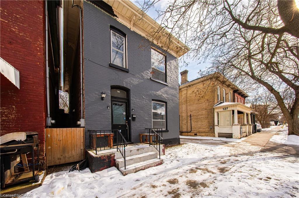 129 West Street Property Photo 3