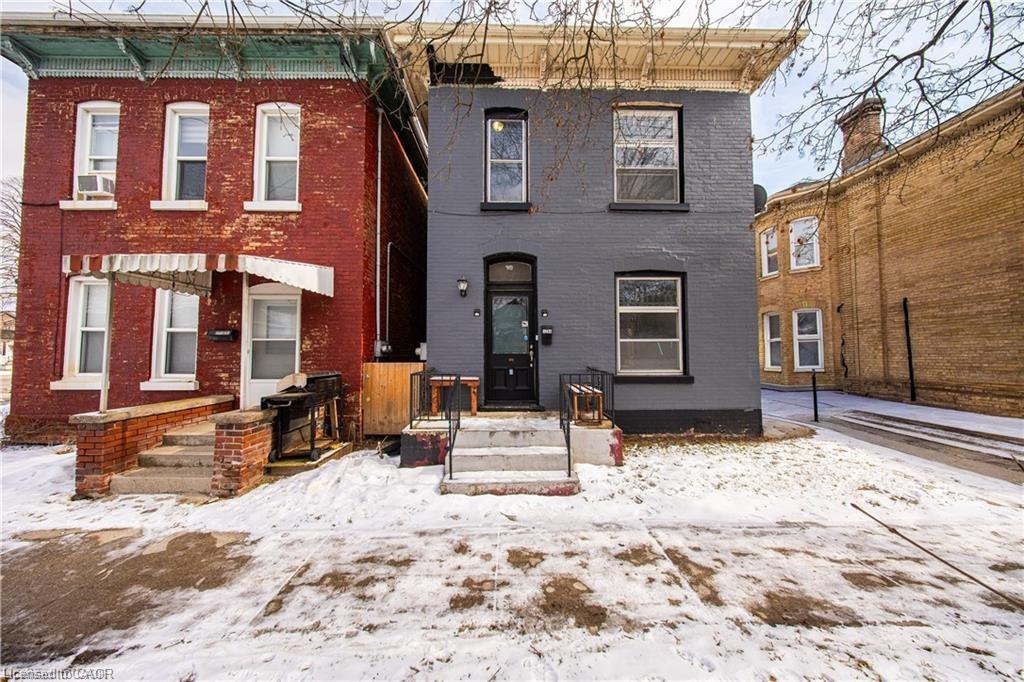 129 West Street Property Photo 5