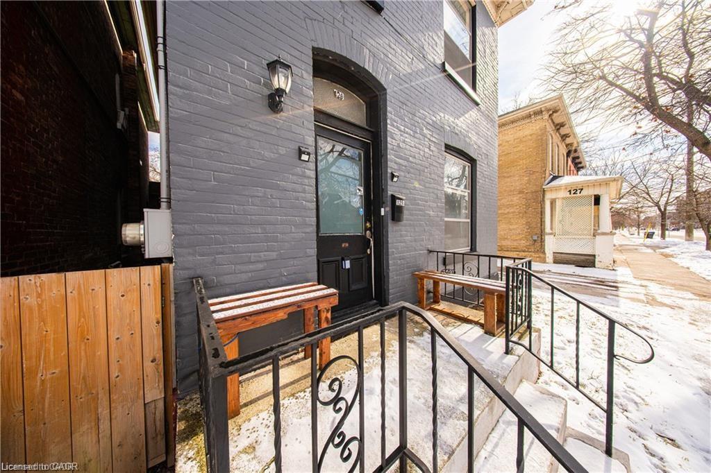 129 West Street Property Photo 23