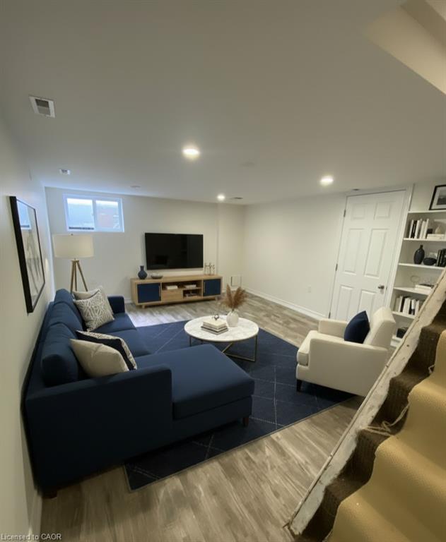 129 West Street Property Photo 41