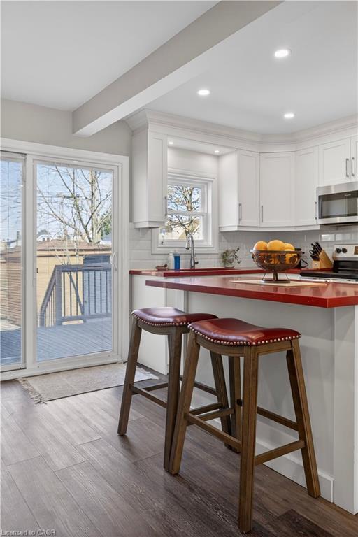 157 Cameron Avenue N Property Photo 24