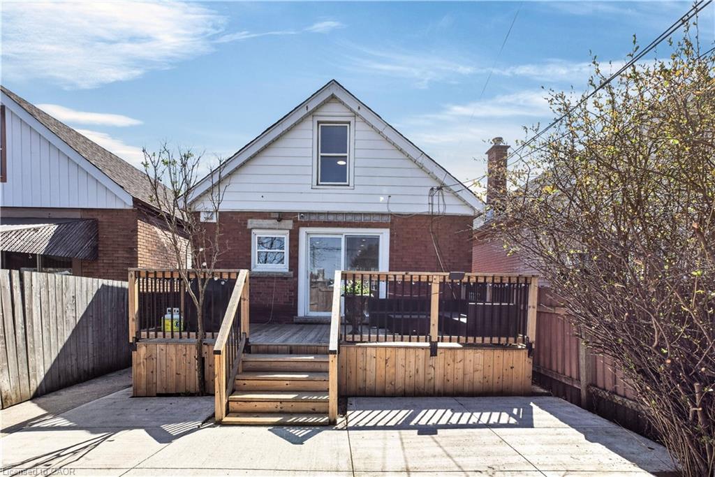 157 Cameron Avenue N Property Photo 38