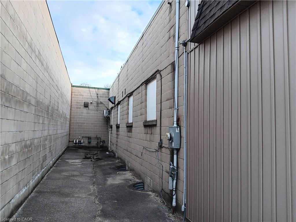 438 12th Avenue Property Photo 6