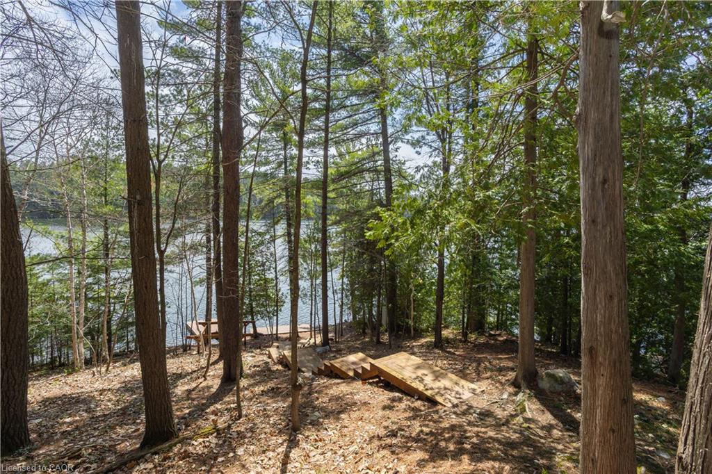 611 Clear Lake Drive Property Photo 7