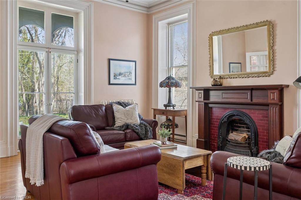 66 Paisley Street Property Photo 8