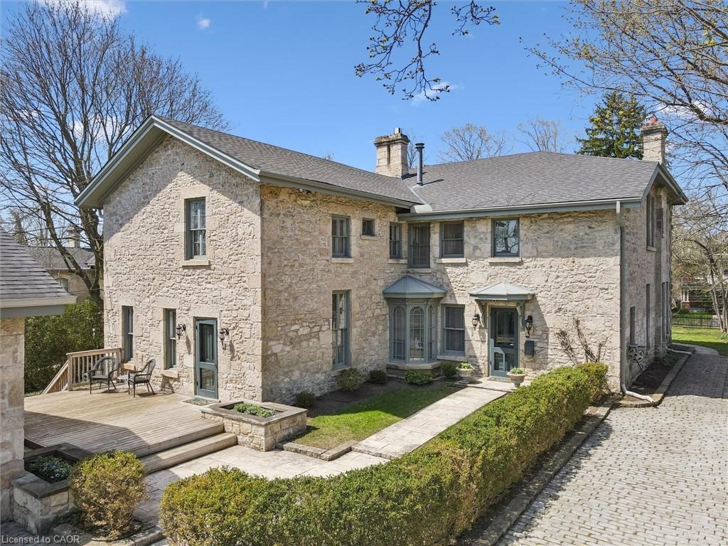 66 Paisley Street Property Photo 47
