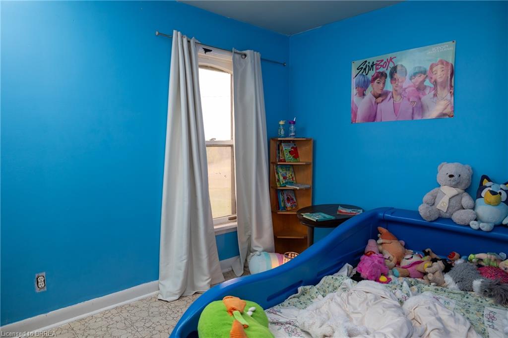 47 Pottruff Road Property Photo 15