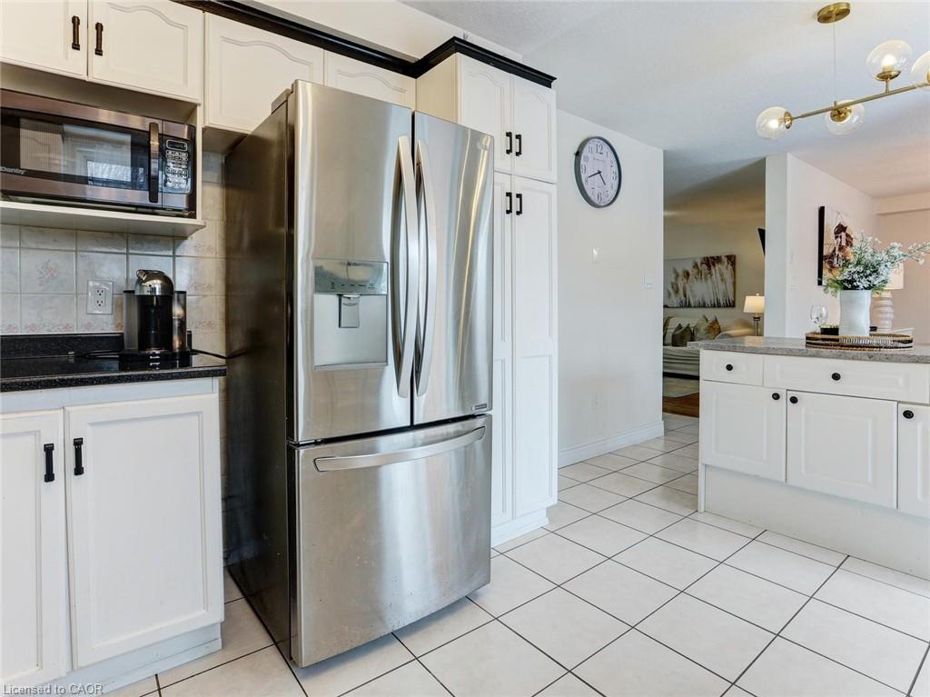 154 Deerpath Drive Property Photo 11