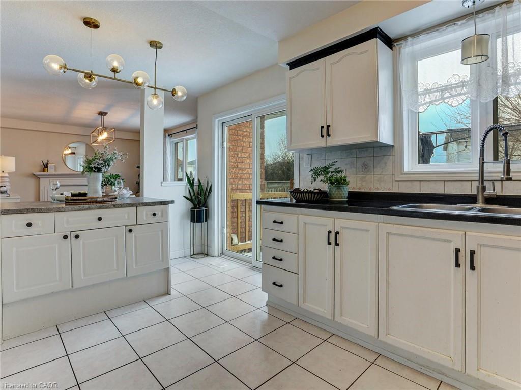 154 Deerpath Drive Property Photo 13