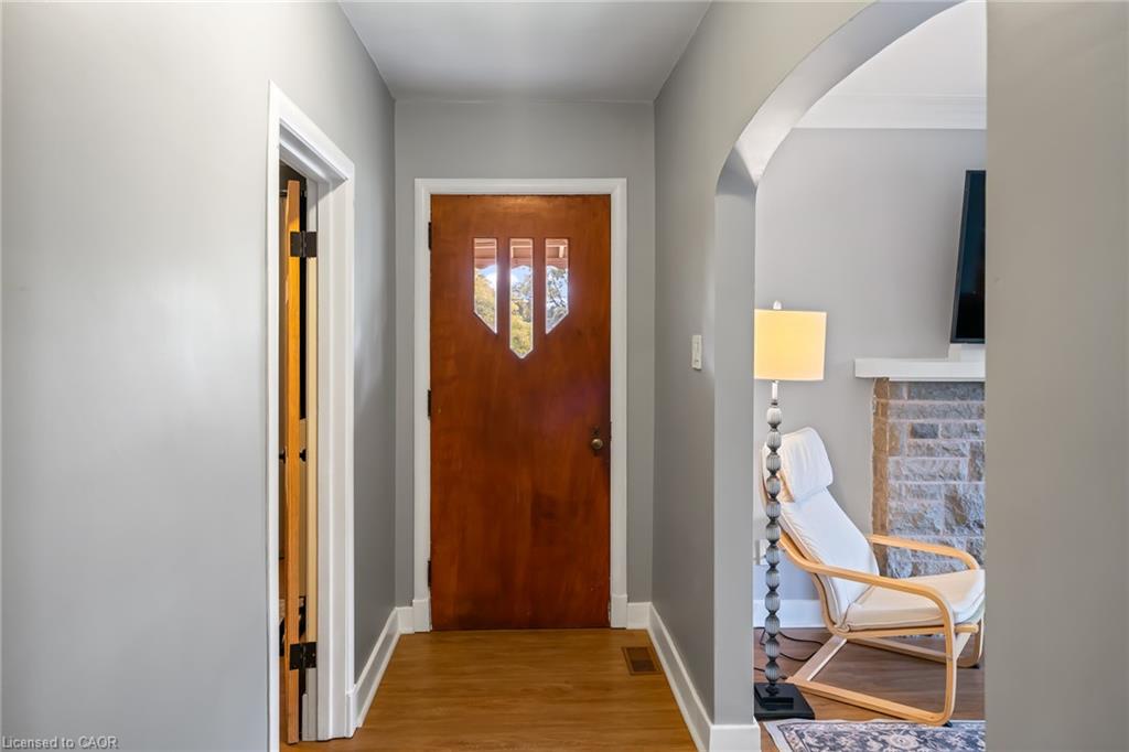 5201 Valley Way Property Photo 8