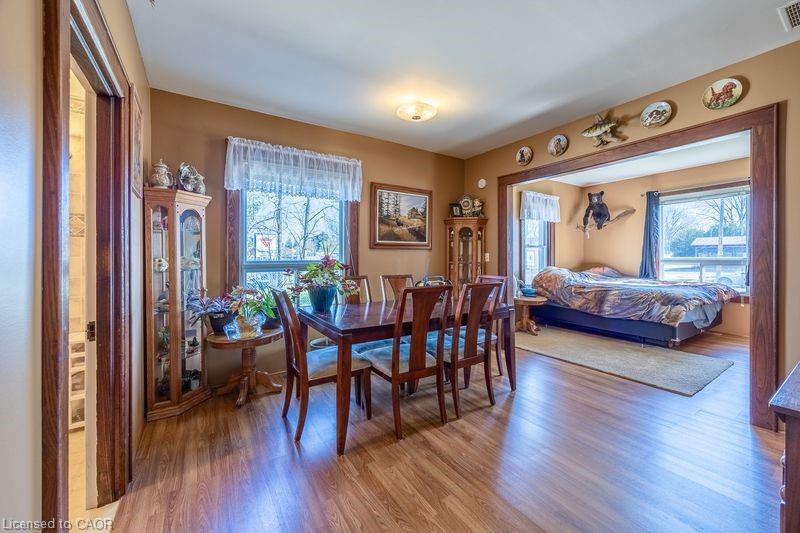 320 James Street Property Photo 12