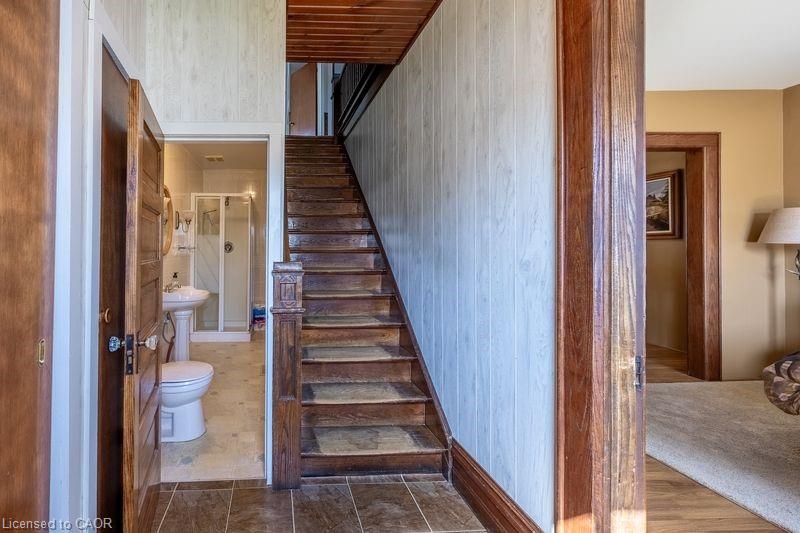 320 James Street Property Photo 17