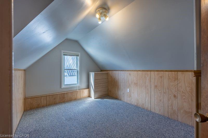 320 James Street Property Photo 19