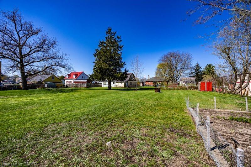 320 James Street Property Photo 33