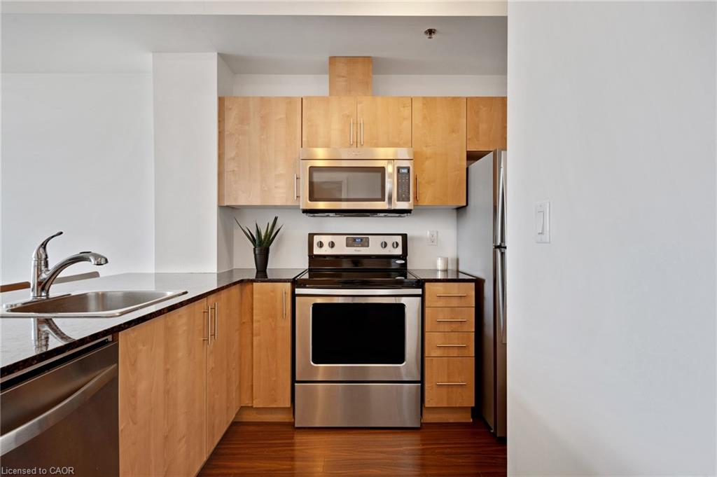904-150 Water Street N Property Photo 15