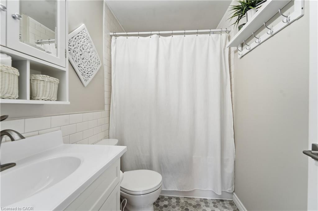 72 Avonwood Drive Property Photo 15