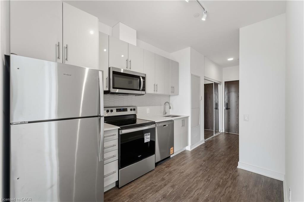 1619-2782 Barton Street E Property Photo 6