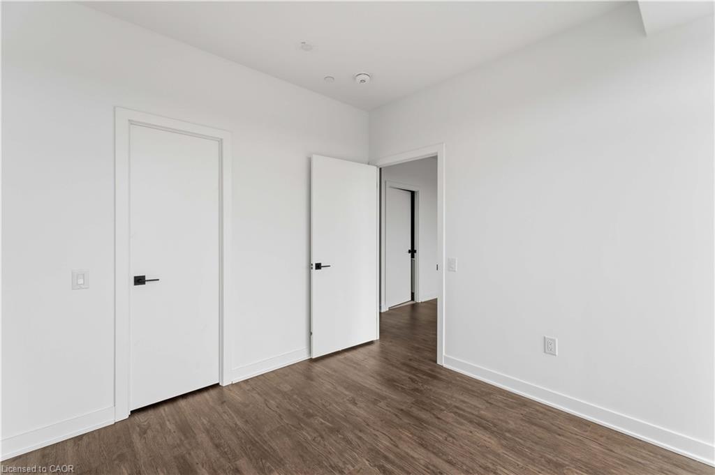 1619-2782 Barton Street E Property Photo 10