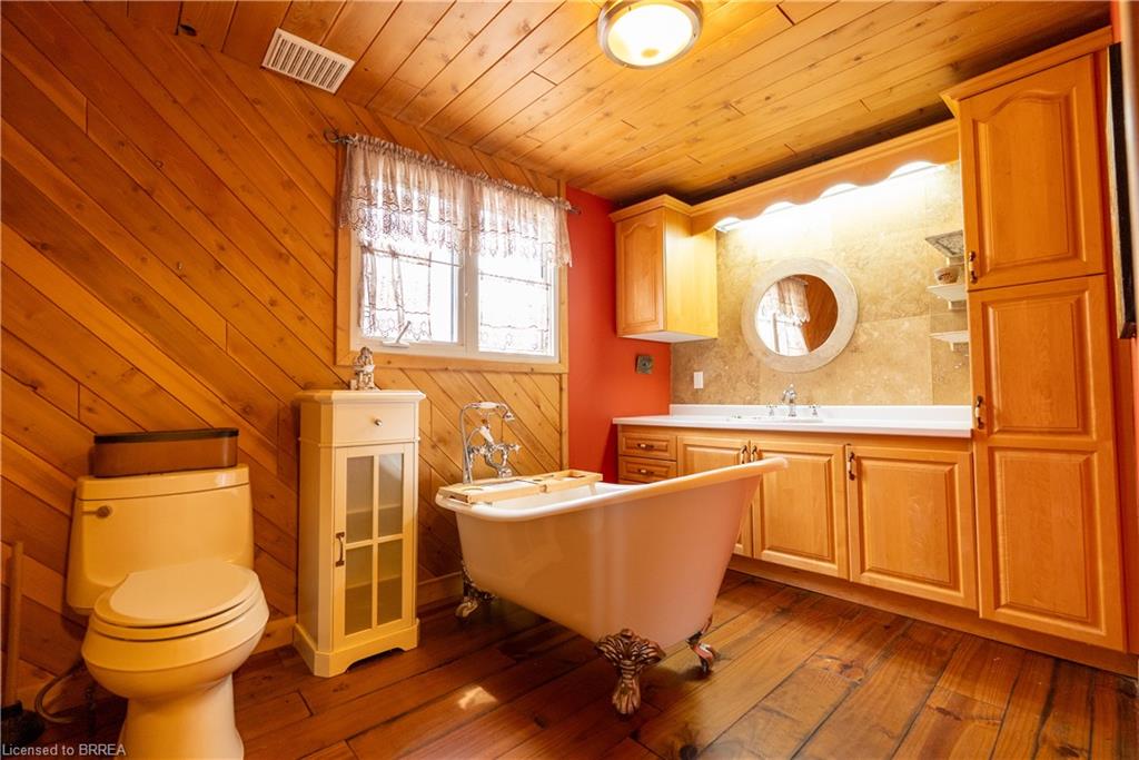 344 Perry Avenue Property Photo 15
