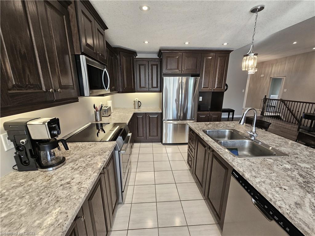 98 Allandale Crescent Property Photo 19