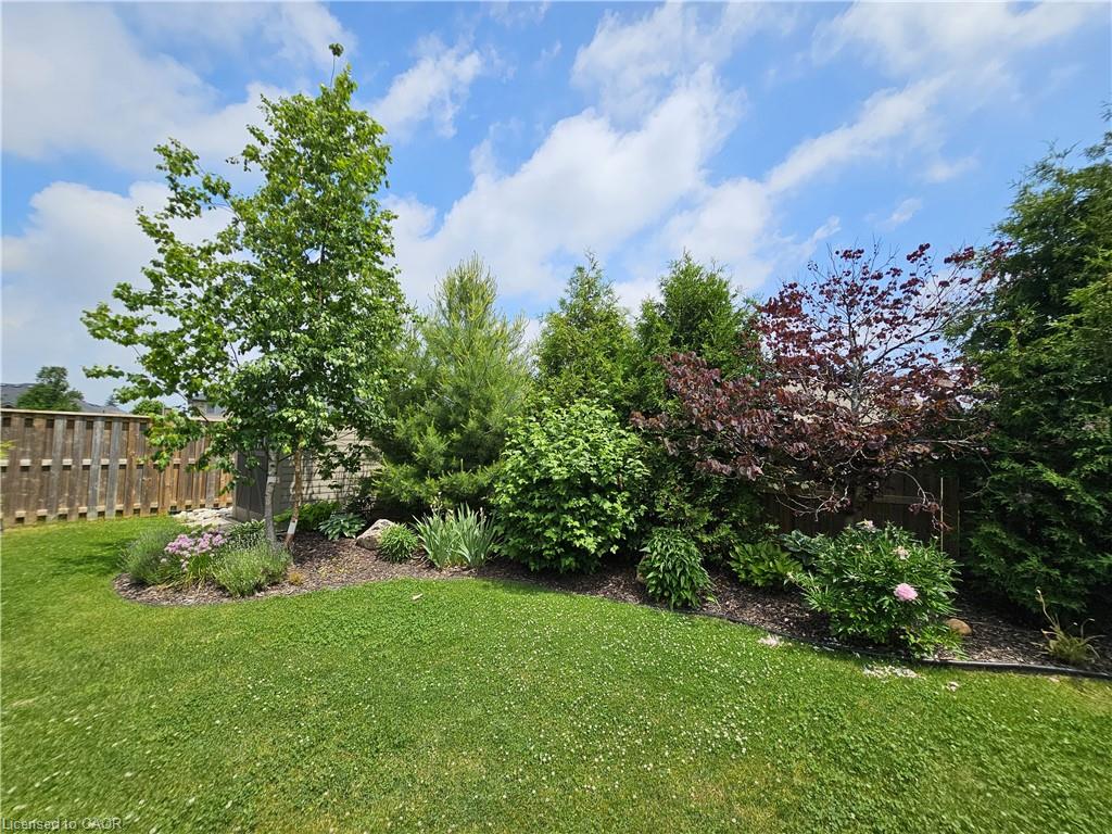 98 Allandale Crescent Property Photo 41