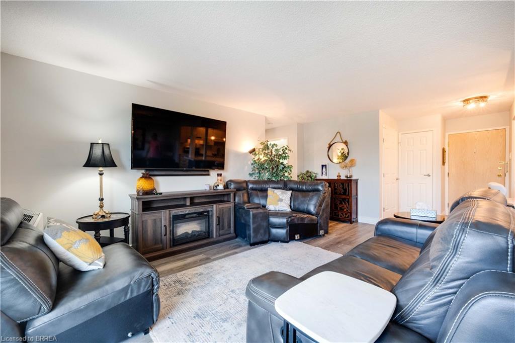401-9 Bonheur Court Property Photo 22