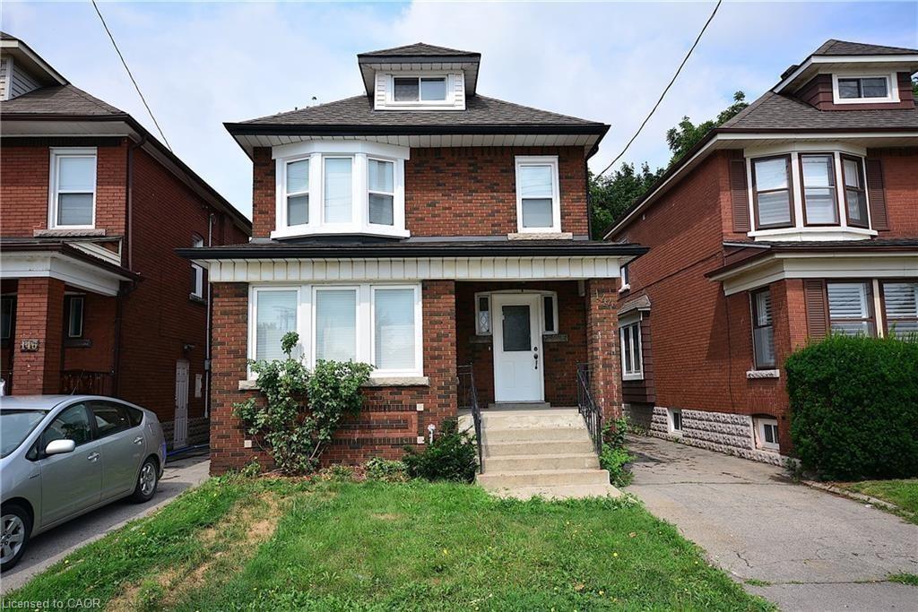 144 Ottawa Street S Property Photo 1