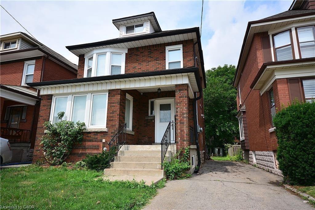 144 Ottawa Street S Property Photo 2