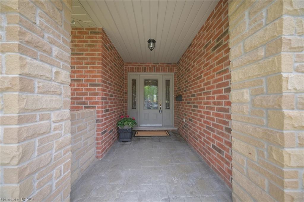 74 Franklin Street Property Photo 5