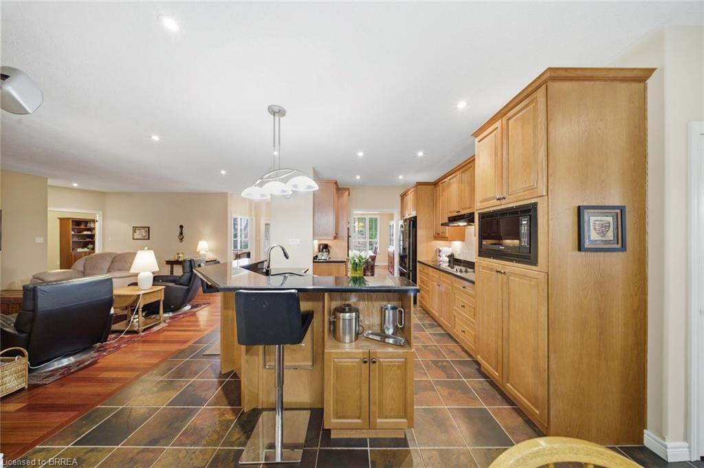 74 Franklin Street Property Photo 14