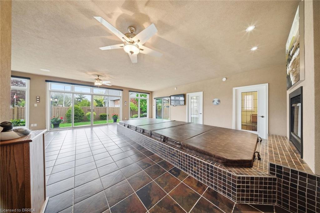 74 Franklin Street Property Photo 25