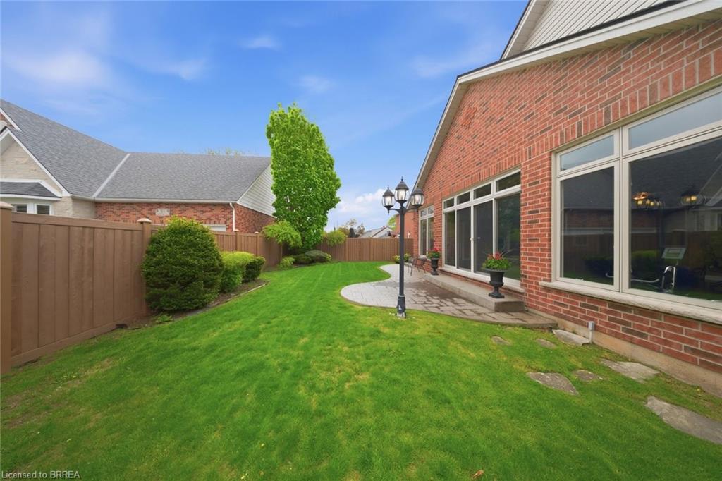 74 Franklin Street Property Photo 39