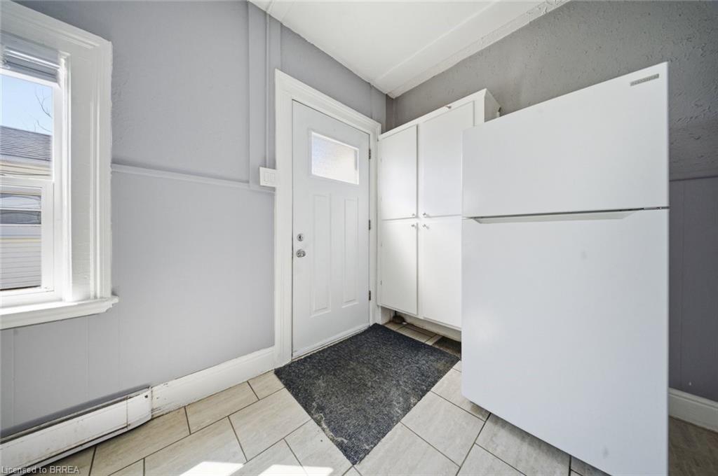 103 Queen Street Property Photo 4