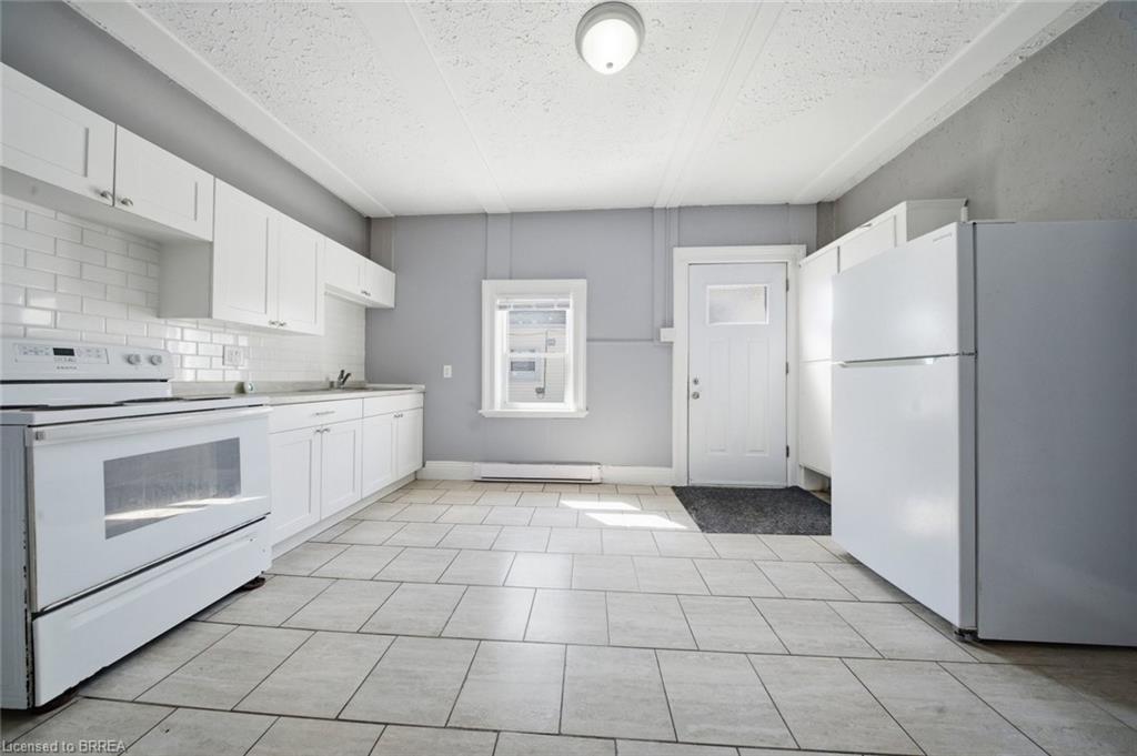 103 Queen Street Property Photo 6