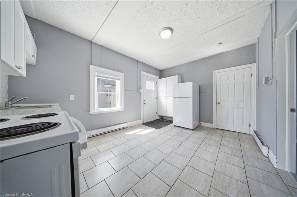 103 Queen Street Property Photo 7