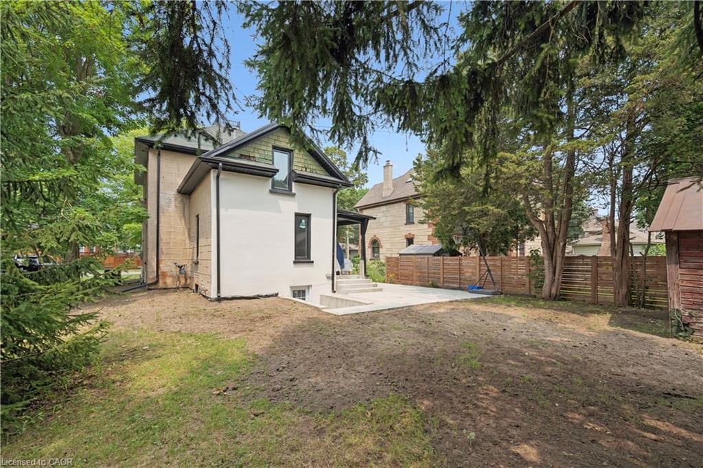 245 Lowther Street S Property Photo 47