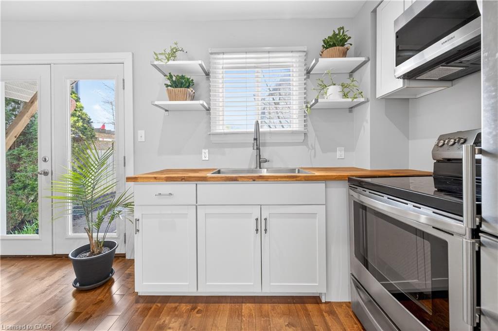 113 Niagara Street Property Photo 11