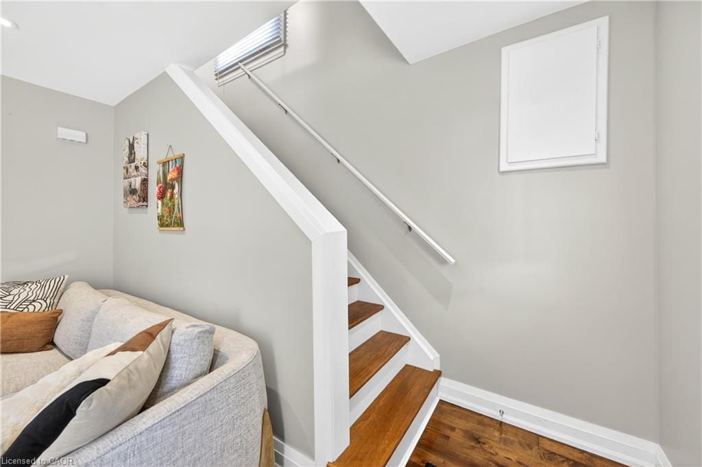 113 Niagara Street Property Photo 22