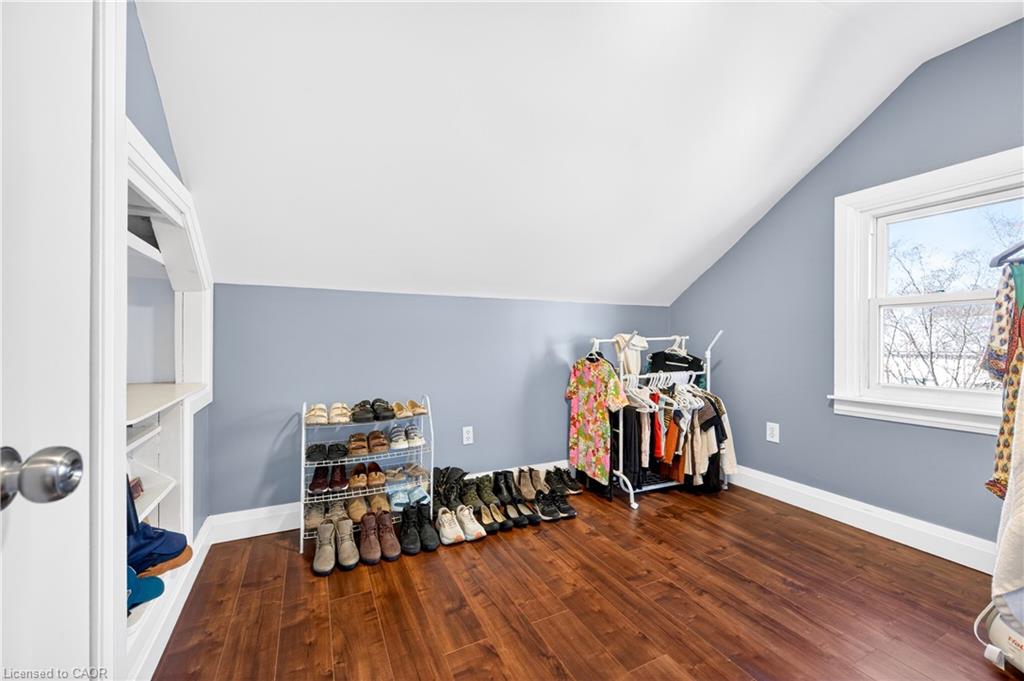 113 Niagara Street Property Photo 30