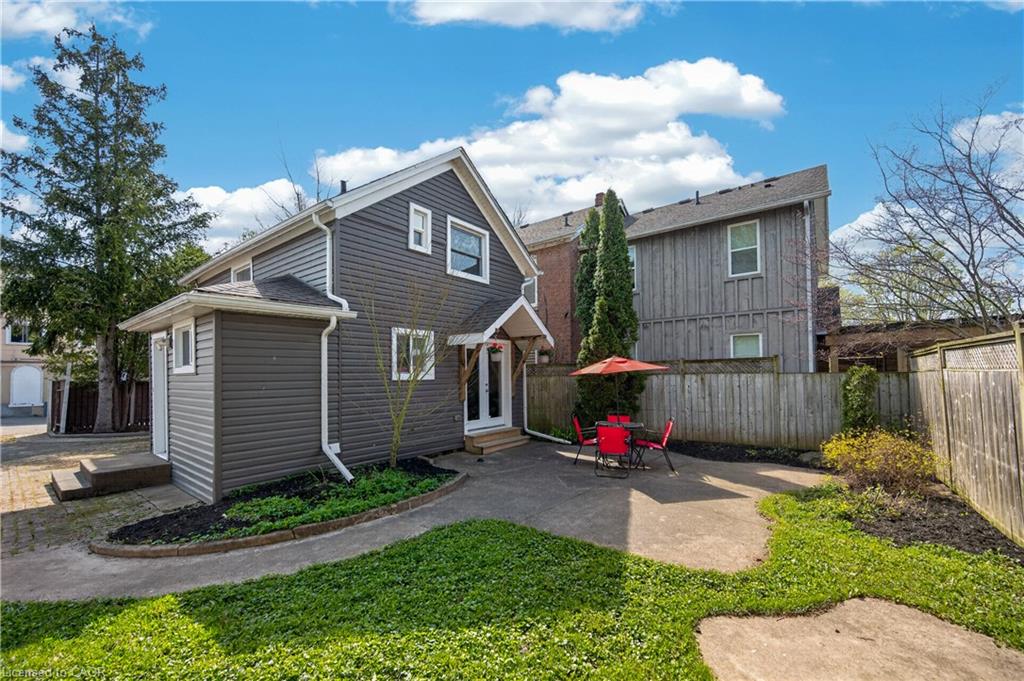 113 Niagara Street Property Photo 40