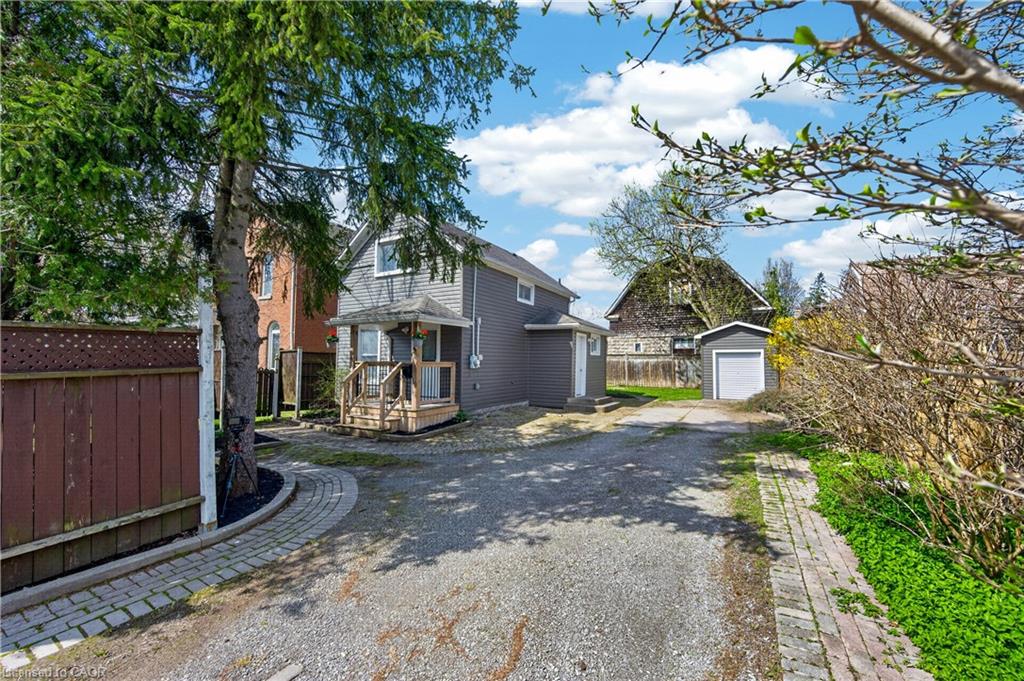 113 Niagara Street Property Photo 44